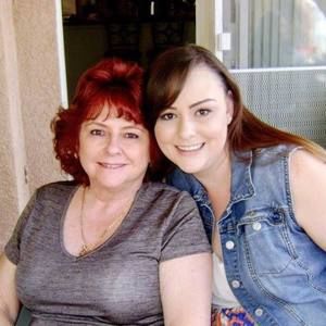 Meet your Posher, Glenda